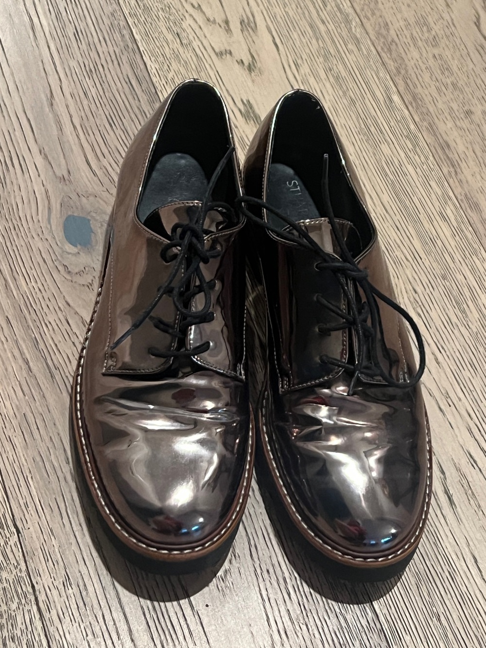 Stuart Weitzman Gunmetal Metallic Lace-Up Oxfords